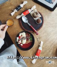 Кав'ярні та кондитерські MomіnCube Healthy Bar фото