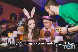 Andrews Irish Pub, ірландський пивний паб фото