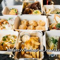 Ресторани Cicada Wine&Dine фото