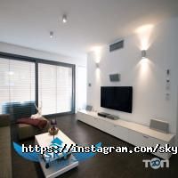 Стелі (натяжні, підвісні) Sky House фото