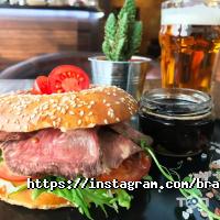 Bratislava, готельний комплекс фото