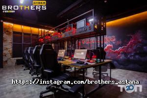 Компьютерные клубы BROTHERS фото