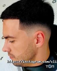 Барбершопи та перукарні Clippers фото