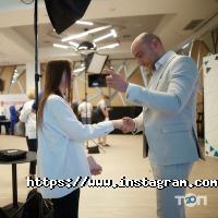 Павло Ковчег, ведучий фото