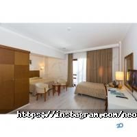 Neon Typ, туристичне агентство фото