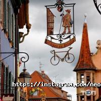 Neon Typ, туристичне агентство фото