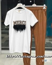 Магазини одягу та взуття AmorAmor фото