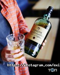 Кафе, бари Exit Bar фото