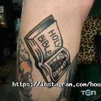 Тушъ, тату-салон фото