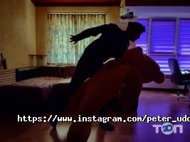 Петро Удовиченко, ведучий на весілля фото