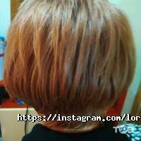 Барбершопи та перукарні Лора фото