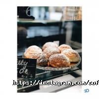 Кофейни и кондитерские CoffeeDoor Brewbar & Coffeeshop фото