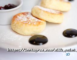 Milk Point, кафе молочних делікатесів фото