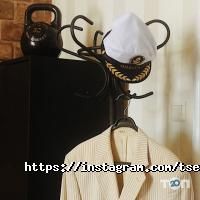 Готелі, хостели Центральний готель фото