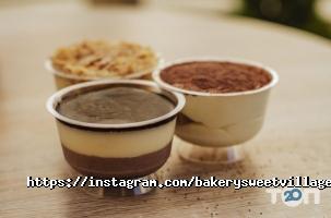 Sweet village Київ фото