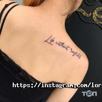 Lori Zen, тату-салон фото