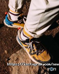 New Balance, спортивні речі фото