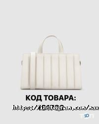 Магазини одягу та взуття Max Mara фото