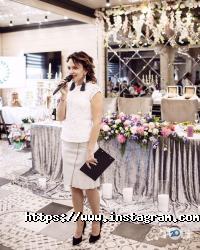 Ведущий, тамада Иванна Остапчук фото