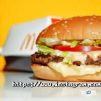 McDonald`s, сеть ресторанов быстрого питания фото