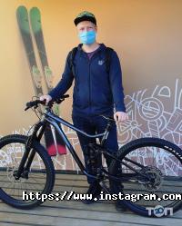 Unisport, магазин спорттоварів фото