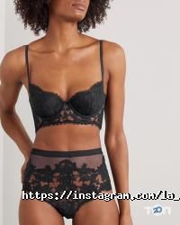 Магазины одежды и обуви Laperla фото