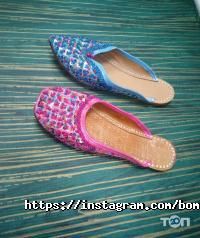 Магазини одягу та взуття Bombay Bazar фото