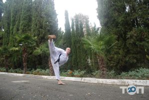Спортивные секции Akmag Juku Karate фото