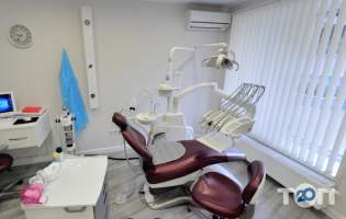 Стоматології B&m dental clinic фото
