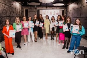 Украинская бизнес-школа для детей и подростков "UNITED" Винница фото