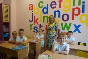 Unit Seven Schools, приватна початкова школа фото