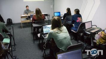 Курси, тренінги Esfirum IT School фото
