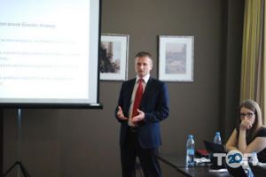 Enomi Consulting, юридичні послуги фото