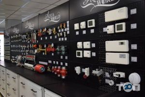 Aqua-World, магазин сантехніки фото