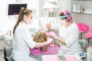 Клініка дентальної хірургії та стоматології професора Вєсової - фото 9