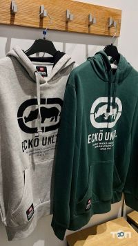 Магазини одягу та взуття Bb club outlet фото