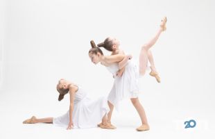 Vertical dance school Вінниця фото