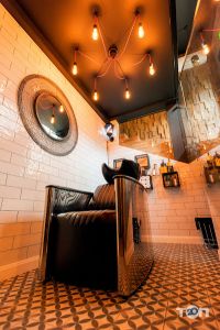 Барбершопи та перукарні Vosk фото