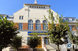 Черновицкий транспортный колледж, государственное высшее учебное заведение фото