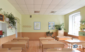 Колледжи, училища, техникумы Черновицкий филиал Львовского техникума железнодорожного транспорта фото