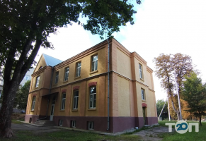 Екологічний коледж Національного аграрного університету фото