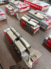 відгуки про Замок Маркет фото