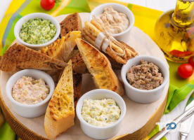 Кафе, бари Pesto cafe фото