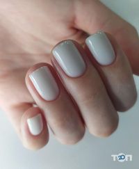 Салони краси BEES nail service фото