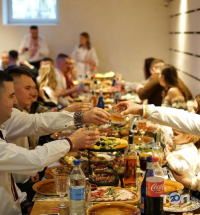 Хата Чернівці фото