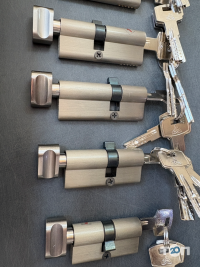 Замок Маркет, продаж замків - фото 8