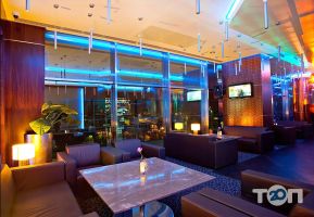 Sky Lounge Restaurant, панорамний ресторан фото