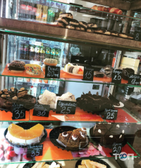 Кав'ярні та кондитерські Чайкофф фото