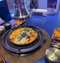 Кафе, бари Kim Kimchi Korean BBQ фото