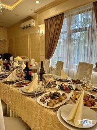 компанія Лелеч фото